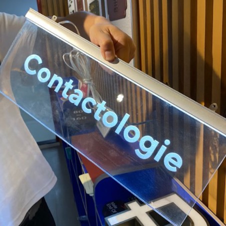 Panneau LED personnalisable d'intérieur - Enseigne suspendue